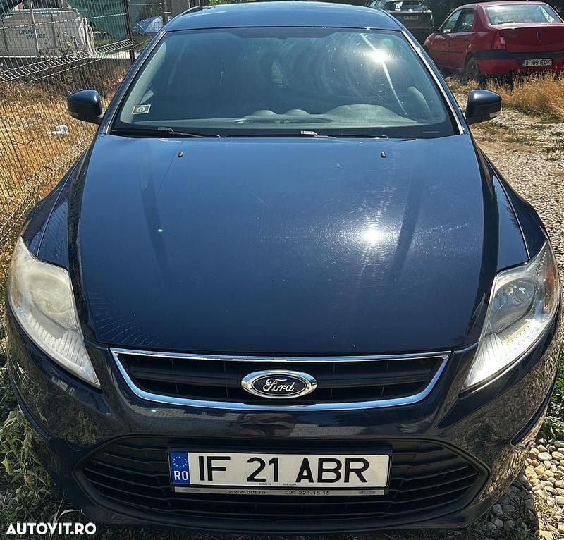 Albastru Utilizat 2012 Ford Mondeo Ambiente Berlinǎ | 4.499 EUR (Super Preț) - Imagine 1/4