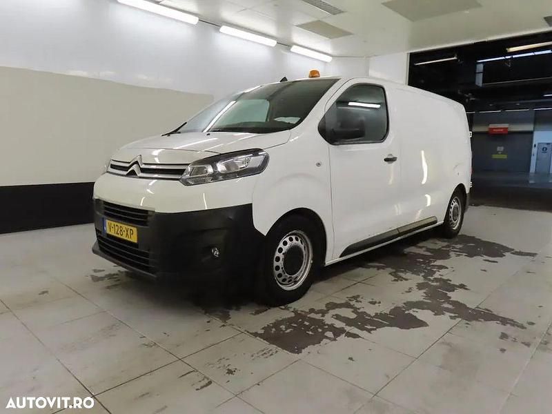 Alb Utilizat 2019 Citroën Jumpy Profi Monovolum | 16.259 EUR - Imagine 1/4