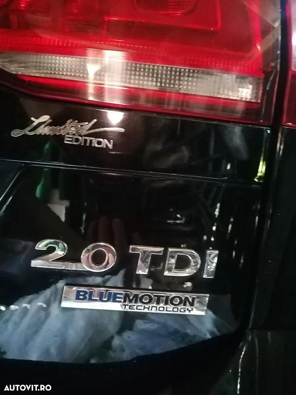 Culoarenegru Utilizat 2015 VW Golf VII Comfortline Break | 6.649 EUR (Preț OK) - Imagine 1/4