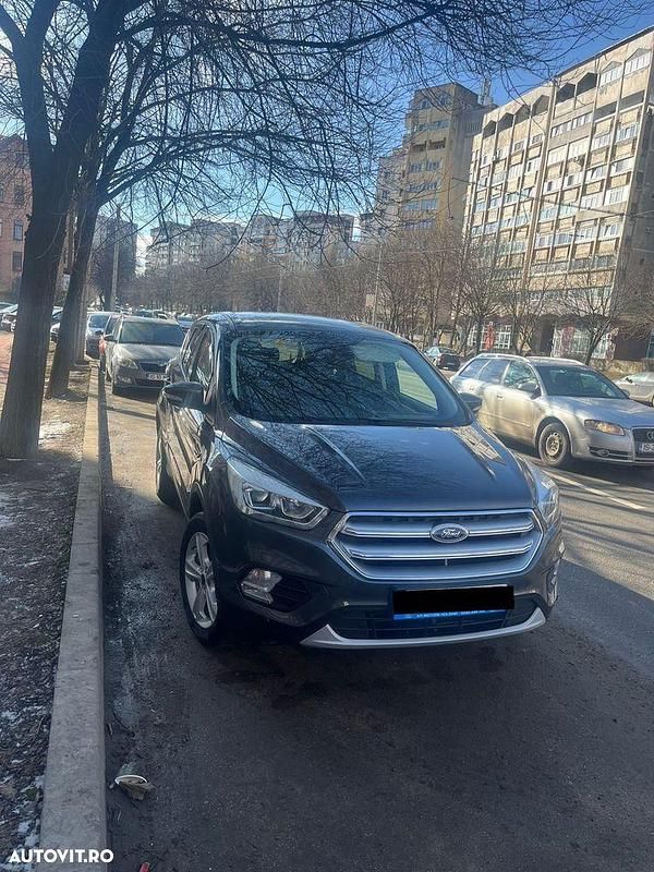 Second-hand Ford Kuga 180 CP (132 kW) 2018 Culoaregri SUV