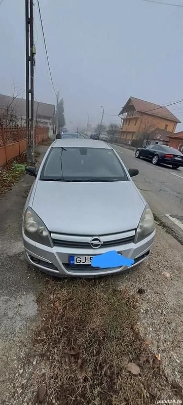 Utilizat 2005 Opel Astra | 900 EUR (Preț bun) - Imagine 1/4