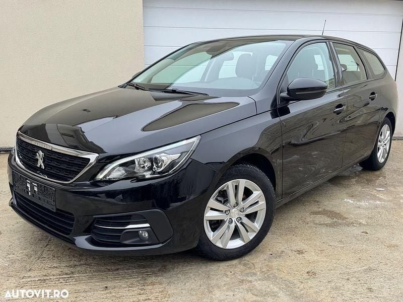 Culoarenegru Second-hand 2020 Peugeot 308 Active Break | 9.317 EUR (Super Preț) - Imagine 1/4