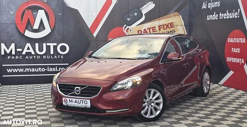 Culoarealte culori Utilizat 2015 Volvo V40 Ocean Race Hatchback | 9.990 EUR (Preț OK) - Imagine 1/4