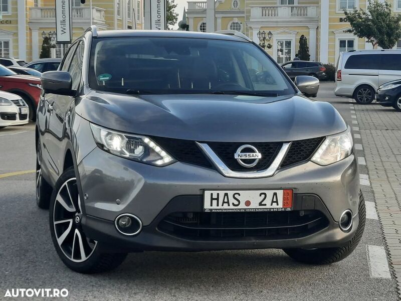 Gri Utilizat 2014 Nissan Qashqai Tekna+ SUV | 10.690 EUR (Preț OK) - Imagine 1/4