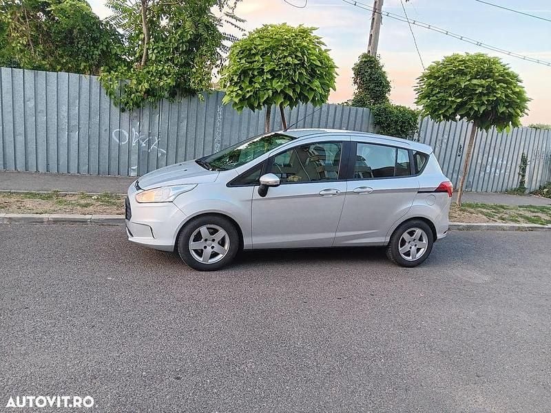 Culoareargint Utilizat 2013 Ford B-MAX Ambiente Monovolum | 4.700 EUR - Imagine 1/4