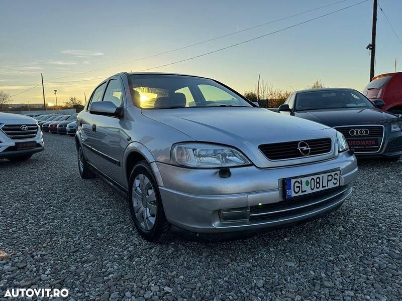 Culoareargint Utilizat 2003 Opel Astra Comfort Hatchback | 1.770 EUR (Scump) - Imagine 1/4
