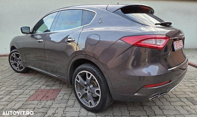 Second-hand Maserati Levante GranLusso 275 CP (202 kW) 2018 Culoaregri SUV