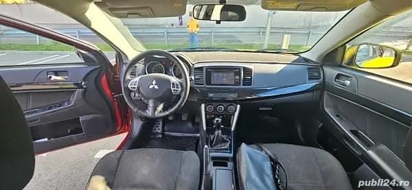 Second-hand Mitsubishi Lancer 117 CP (86 kW) 2017 Galben Berlinǎ