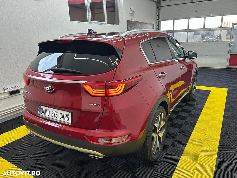 Second-hand Kia Sportage GT-Line 185 CP (136 kW) 2016 Culoarerosu SUV