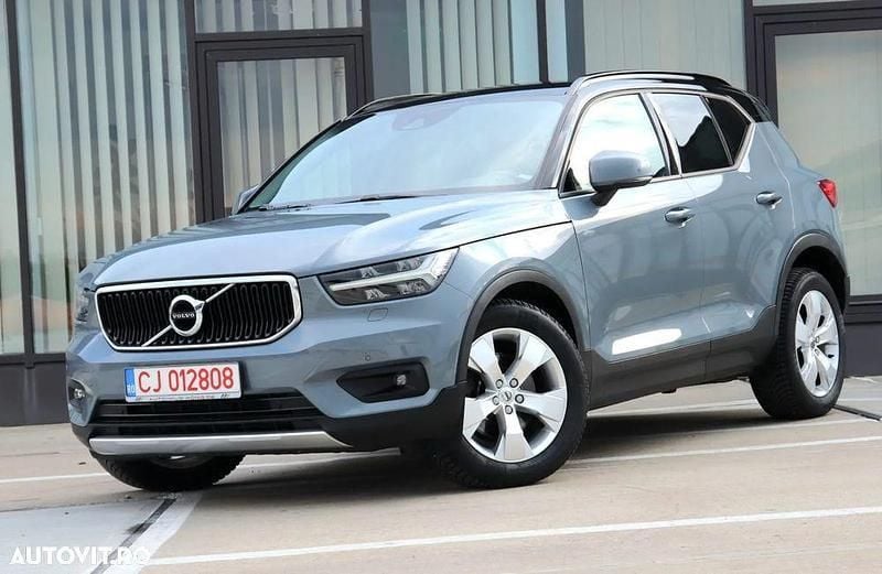 Gri Utilizat 2019 Volvo XC40 Momentum SUV | 18.500 EUR (Super Preț) - Imagine 1/4