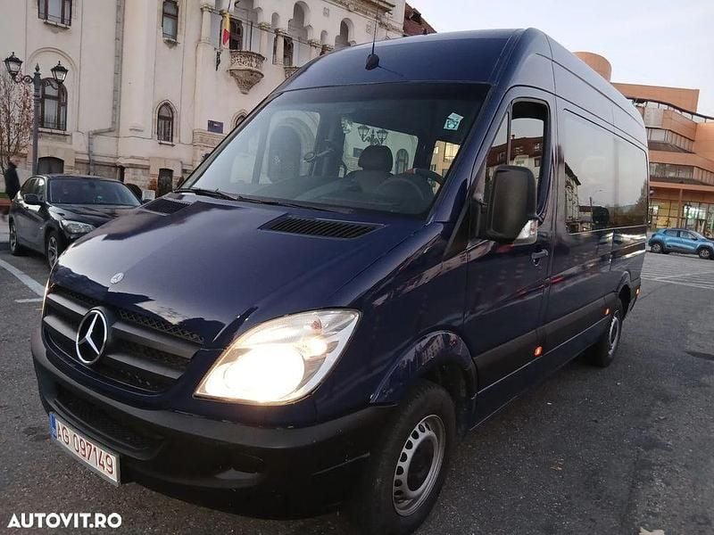 Culoarealbastru Utilizat 2010 Mercedes Sprinter Van | 10.900 EUR (Preț OK) - Imagine 1/4