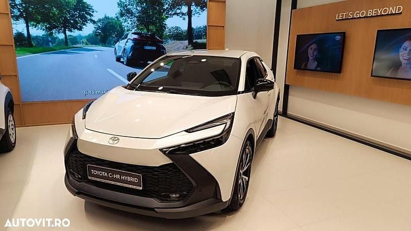 Nouă Toyota C-HR 197 CP (144 kW) 2025 Culoarealb SUV