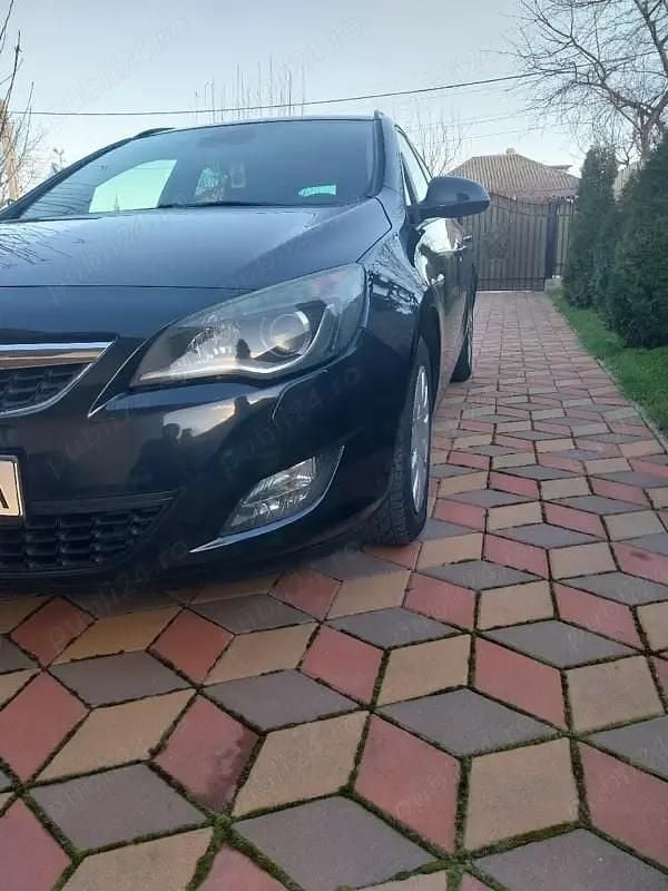 Second-hand Opel Astra Sport 125 CP (91 kW) 2012 Break