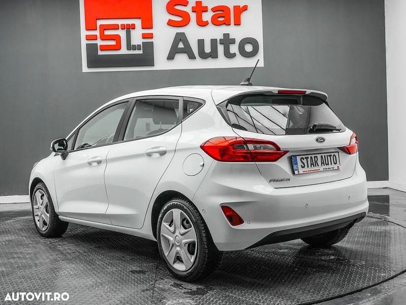 Second-hand Ford Fiesta Titanium 100 CP (73 kW) 2021 Culoarealb Hatchback