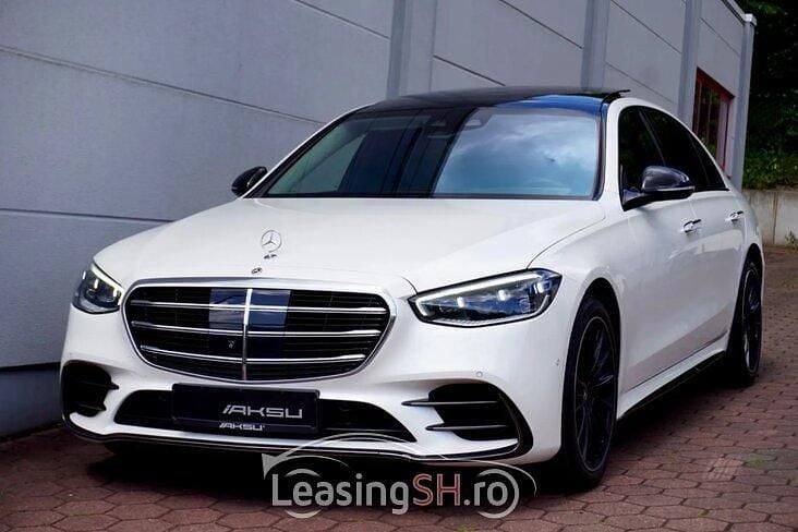 Alb Utilizat 2022 Mercedes 450 AMG Berlinǎ | 94.709 EUR - Imagine 1/4