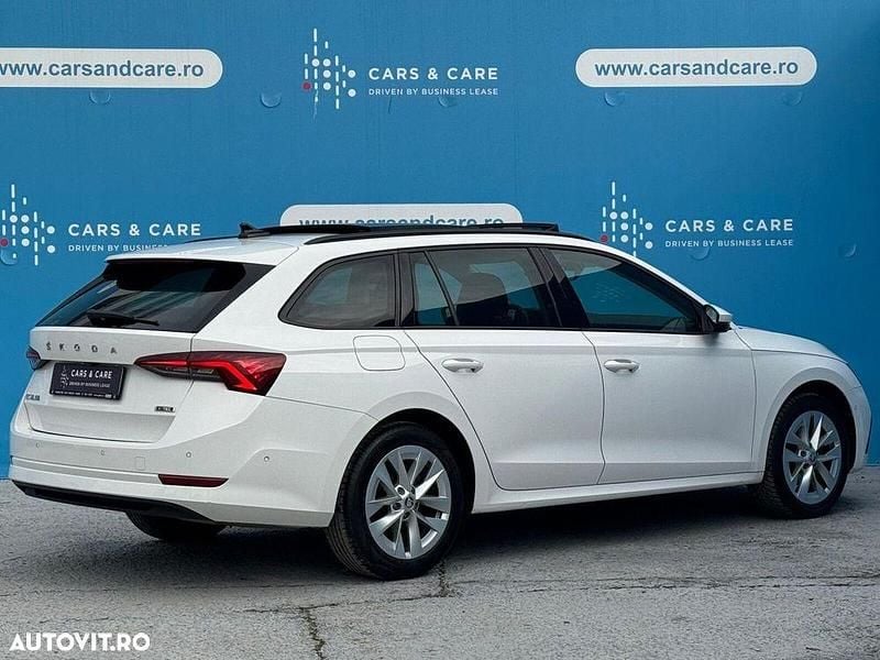 Second-hand Skoda Octavia Style 150 CP (110 kW) 2022 Culoarealb Break