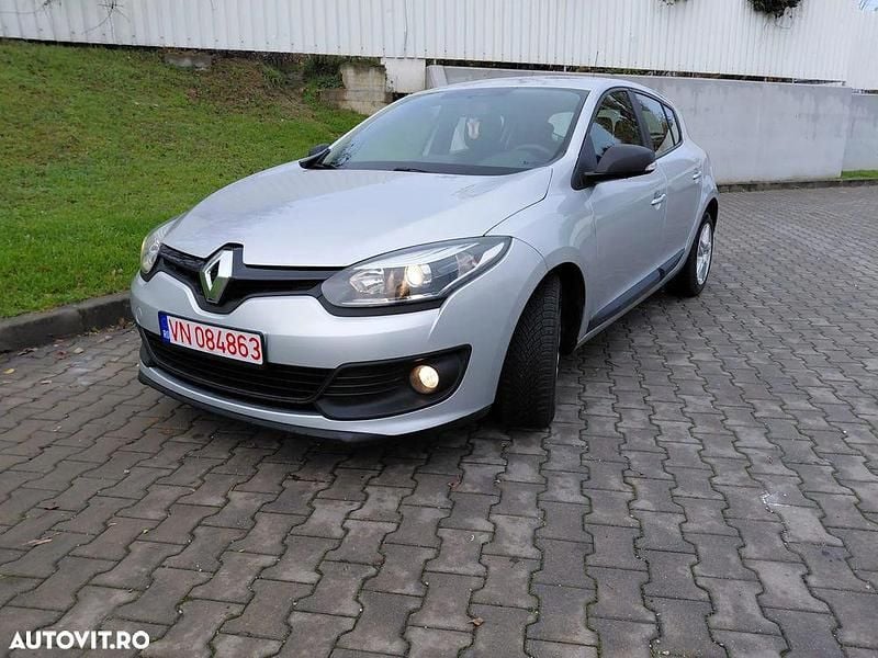 Culoareargint Utilizat 2014 Renault Mégane III Hatchback | 4.750 EUR (Preț OK) - Imagine 1/4