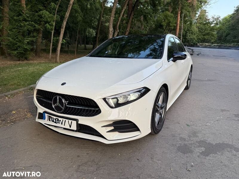 Alb Utilizat 2018 Mercedes A180 AMG line Hatchback | 17.900 EUR (Puțin scump) - Imagine 1/4