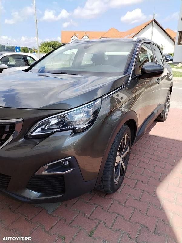 Second-hand Peugeot 3008 Active 130 CP (95 kW) 2017 Culoaregri SUV