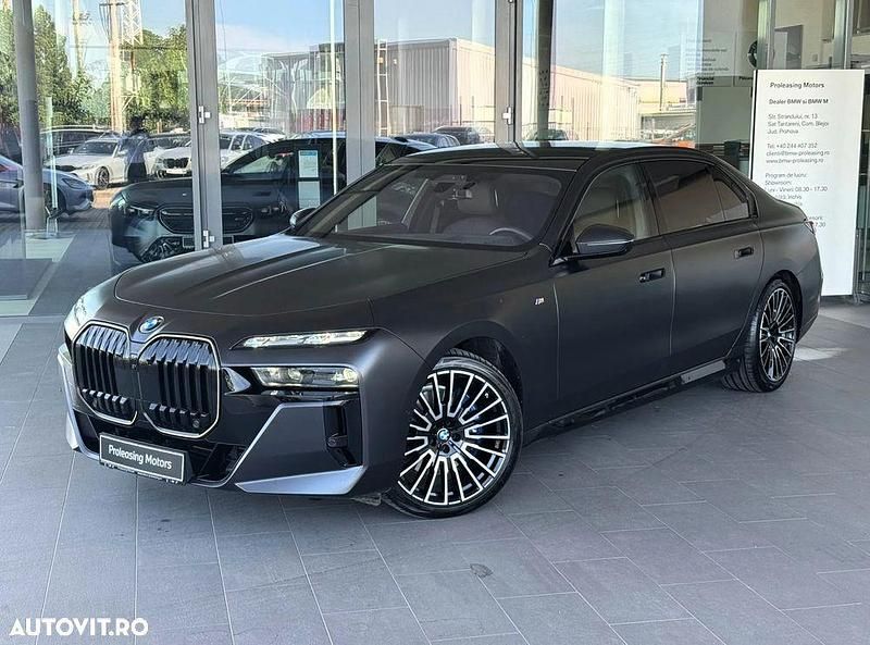 Culoaregri Utilizat 2025 BMW 740 Shadowline Berlinǎ | 129.349 EUR - Imagine 1/4