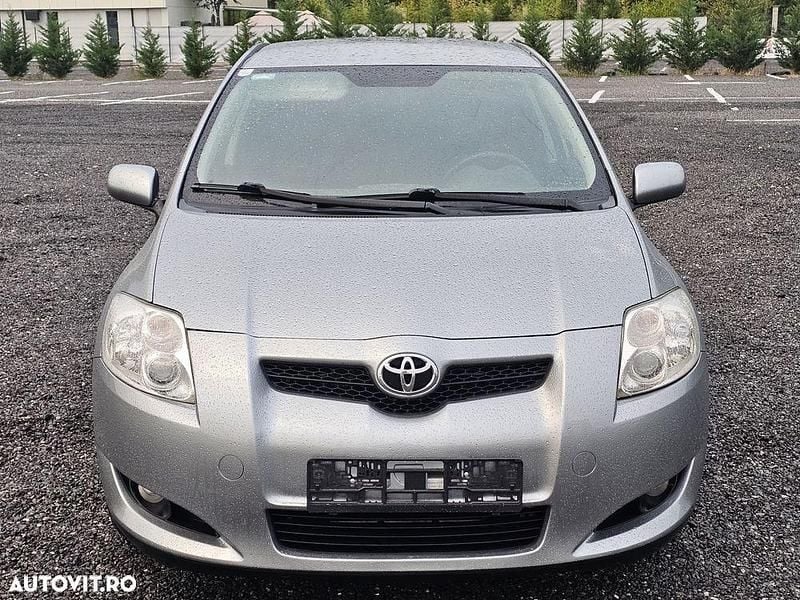 Culoaregri Utilizat 2010 Toyota Auris Hatchback | 4.950 EUR (Preț OK) - Imagine 1/4