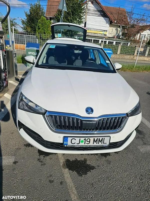 Culoarealb Utilizat 2023 Skoda Scala Style Hatchback | 26.700 EUR - Imagine 1/4
