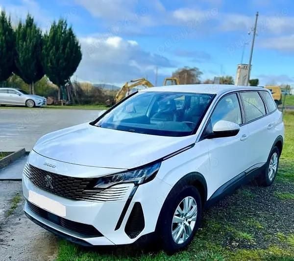 Alb Utilizat 2021 Peugeot 5008 Active SUV | 15.648 EUR (Super Preț) - Imagine 1/4