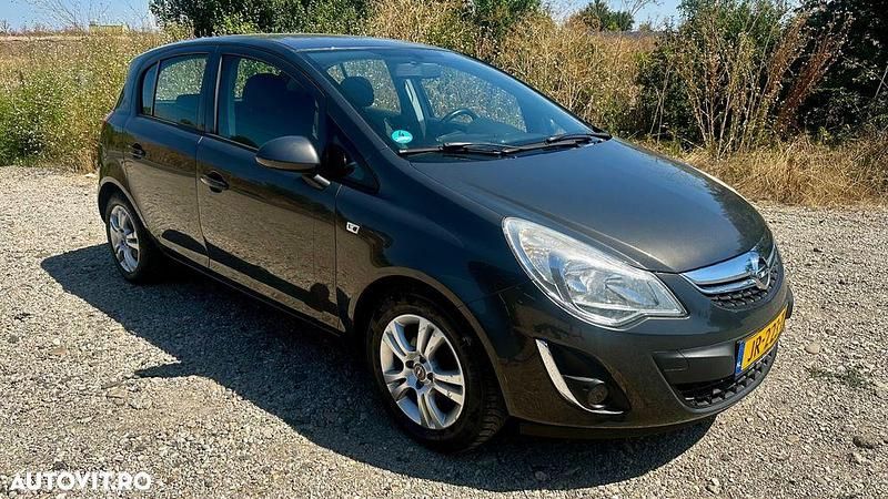 Culoaregri Utilizat 2013 Opel Corsa Essentia | 3.600 EUR (Preț OK) - Imagine 1/4