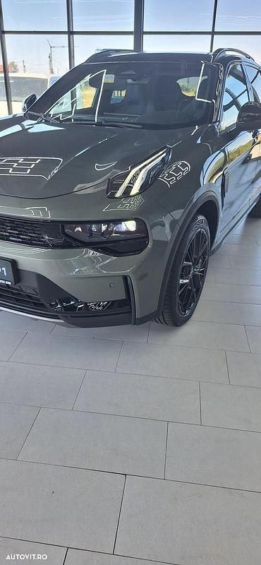 Culoareverde Nouă 2025 Lynk & Co 01 SUV | 35.900 EUR - Imagine 1/4