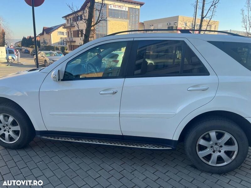 Alb Utilizat 2008 Mercedes ML320 SUV | 7.500 EUR (Preț OK) - Imagine 1/4