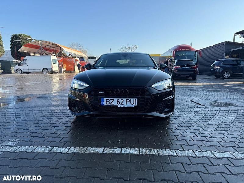 Second-hand Audi A5 Sportback S-Line 265 CP (194 kW) 2022 Culoarenegru Hatchback