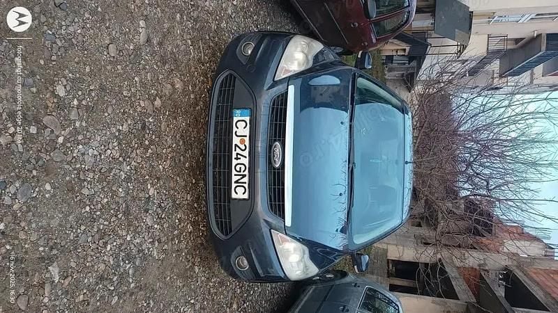 Gri Utilizat 2010 Ford Focus Break | 2.300 EUR (Preț OK) - Imagine 1/4