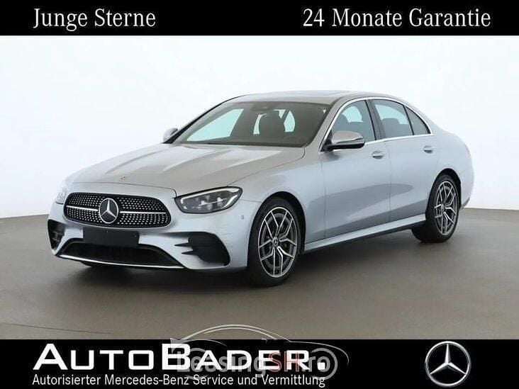 Argintiu Utilizat 2022 Mercedes G300 AMG SUV | 47.264 EUR (Super Preț) - Imagine 1/4