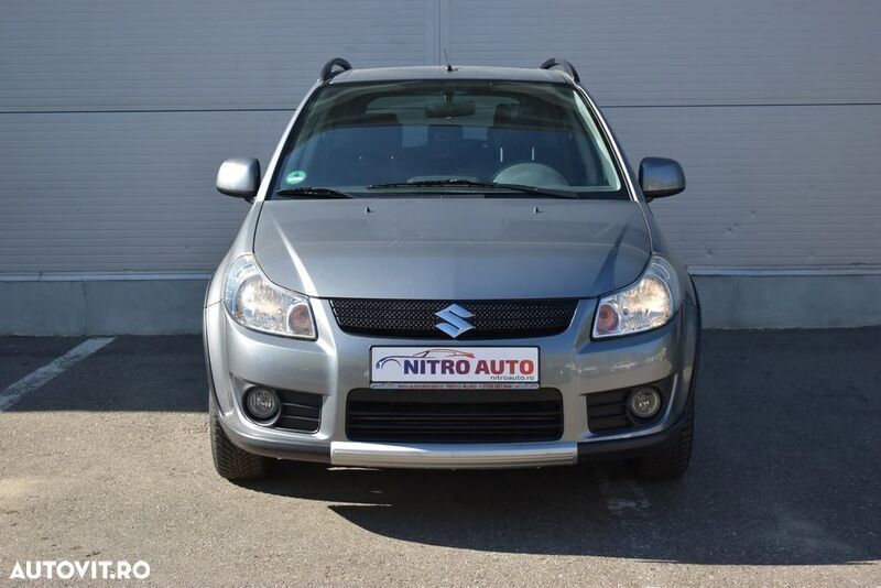 Gri Utilizat 2009 Suzuki SX4 SUV | 4.067 EUR (Preț bun) - Imagine 1/4
