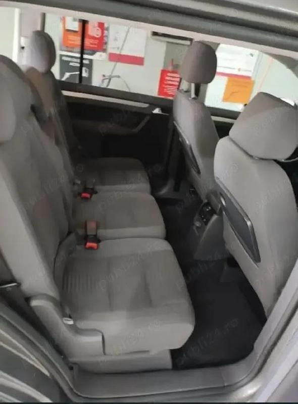 Second-hand VW Touran 140 CP (102 kW) 2008 Monovolum