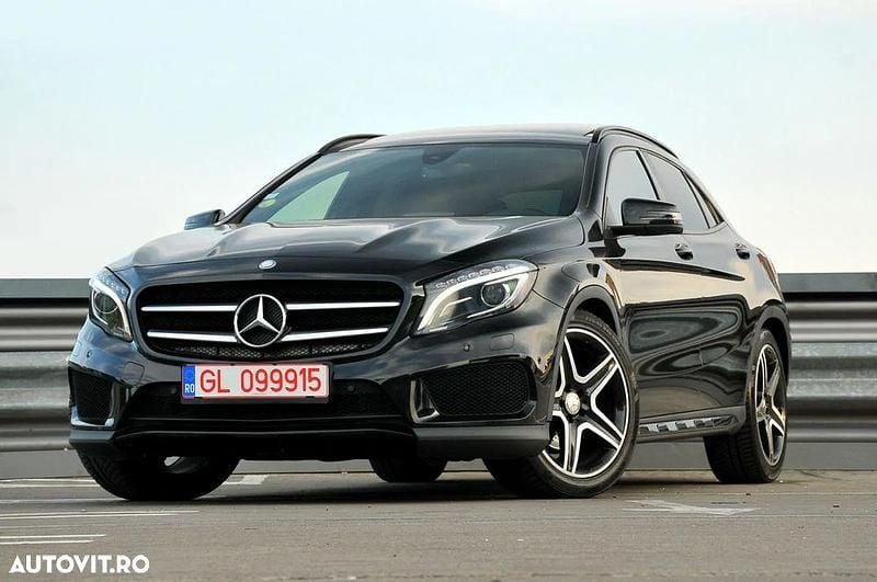 Culoarenegru Utilizat 2016 Mercedes GLA220 AMG line SUV | 16.350 EUR (Preț OK) - Imagine 1/4