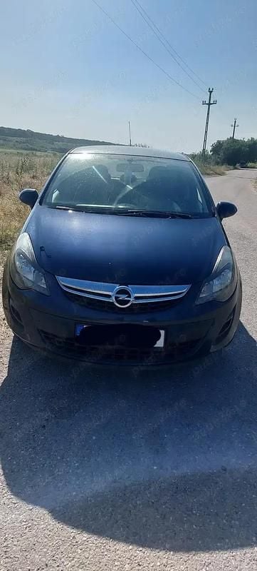 Utilizat 2014 Opel Corsa Berlinǎ | 3.200 EUR (Preț bun) - Imagine 1/4