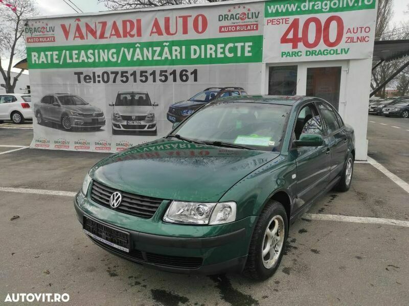 Albastru Utilizat 2002 VW Passat Berlinǎ | 1.999 EUR - Imagine 1/4