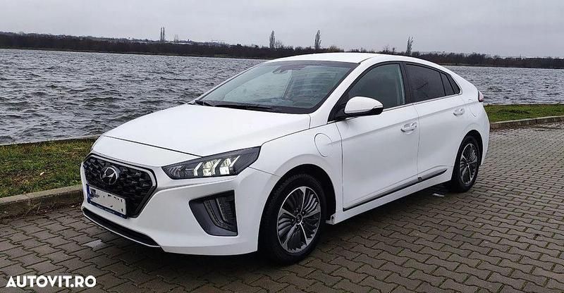Culoarealb Utilizat 2022 Hyundai Ioniq Hatchback | 17.900 EUR (Preț OK) - Imagine 1/4