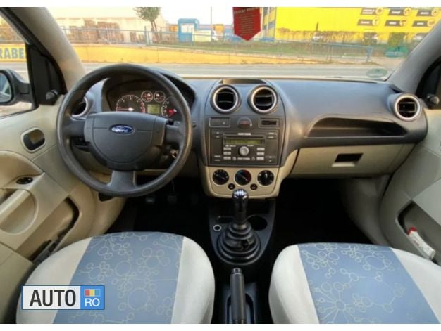 Second-hand Ford Fiesta 85 CP (62 kW) 2006 Hatchback