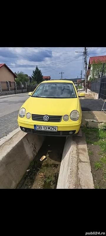 Utilizat 2004 VW Polo Hatchback | 500 EUR (Super Preț) - Imagine 1/4