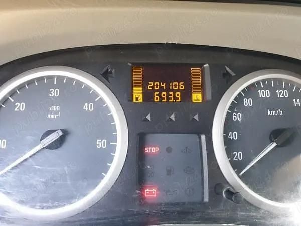 Second-hand Opel Vivaro 115 CP (84 kW) 2008 Monovolum