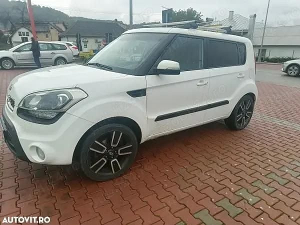 Utilizat 2013 Kia Soul SUV | 6.500 EUR - Imagine 1/4