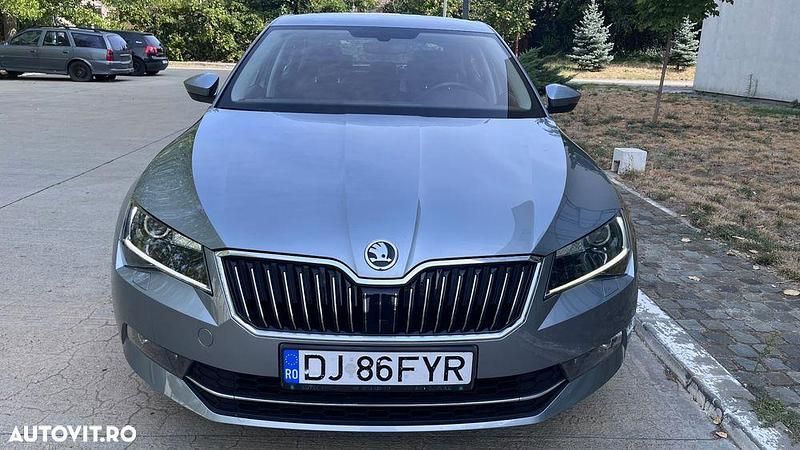 Culoaregri Utilizat 2019 Skoda Superb Style Berlinǎ | 24.300 EUR (Preț OK) - Imagine 1/4