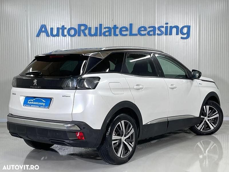 Second-hand Peugeot 3008 Allure 225 CP (165 kW) 2021 Culoarealb SUV