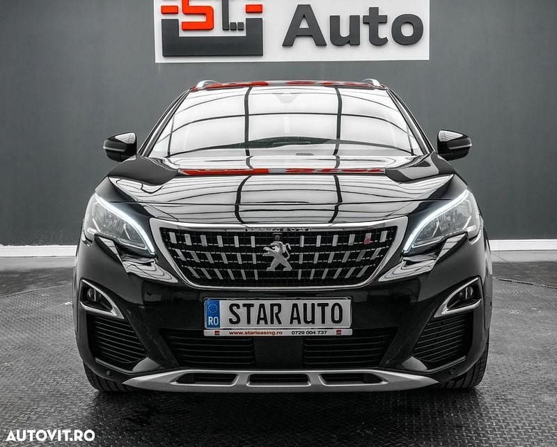 Second-hand Peugeot 5008 Allure 120 CP (88 kW) 2021 Culoarenegru SUV
