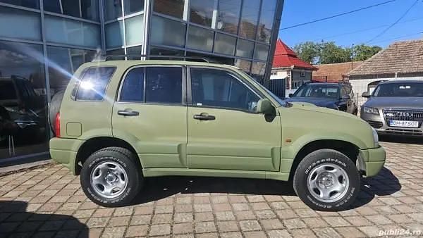 Second-hand Suzuki Grand Vitara 109 CP (80 kW) 2004 Verde SUV