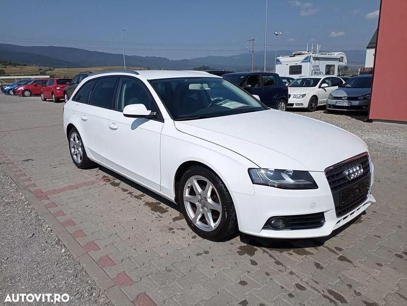 Alb Utilizat 2011 Audi A4 Ambiente Break | 7.650 EUR (Preț OK) - Imagine 1/4