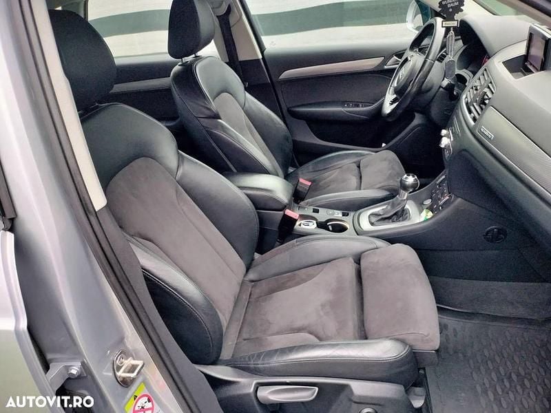 Second-hand Audi Q3 Sport 220 CP (161 kW) 2015 Argint SUV