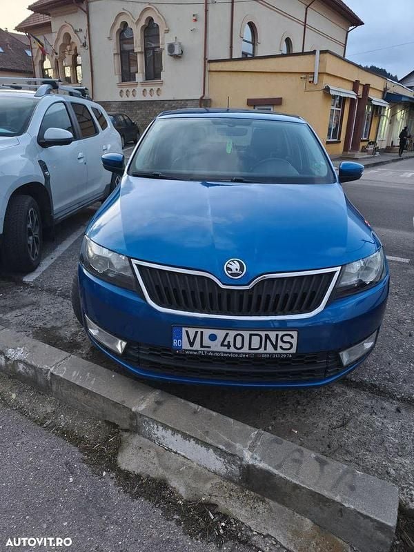 Second-hand Skoda Rapid Style 90 CP (66 kW) 2016 Culoarealbastru Hatchback